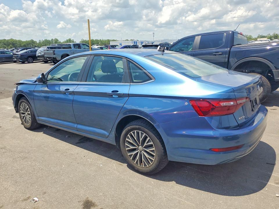 Photo 2 from auction – 2020 VOLKSWAGEN JETTA with VIN 3VWC57BU9LM077939