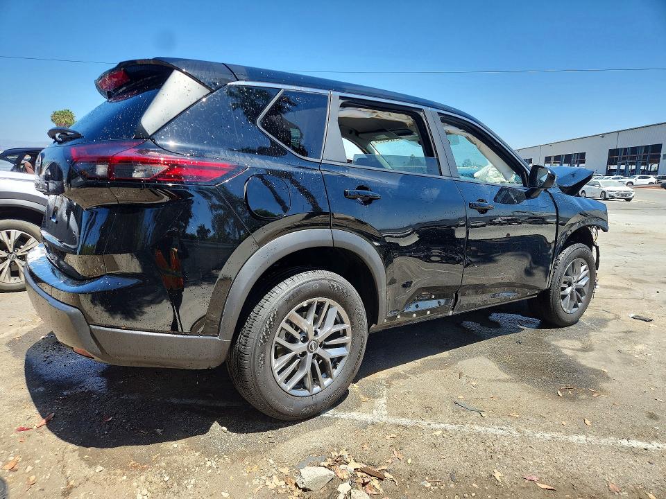 Photo 3 from auction – 2026 NISSAN ROGUE with VIN 5N1BT3BA8TC745455