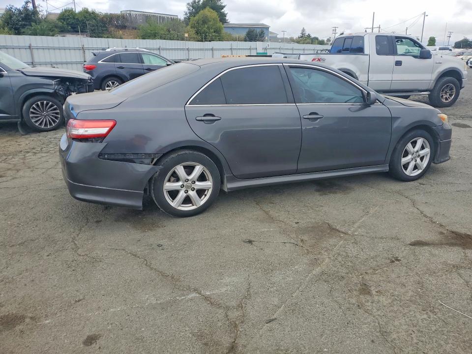 Photo 3 from auction – 2010 TOYOTA CAMRY with VIN 4T1BF3EK7AU063945