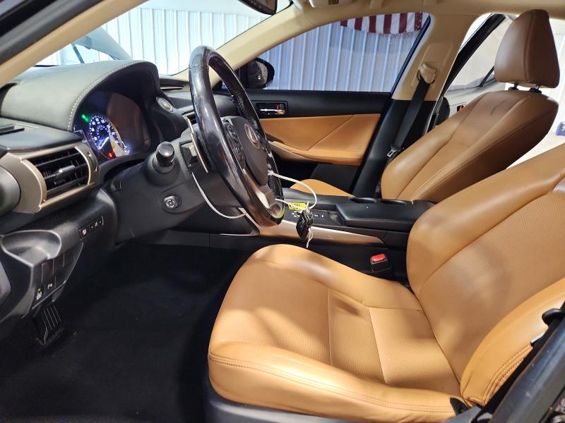 Photo 7 from auction – 2016 LEXUS IS with VIN JTHBA1D21G5021944