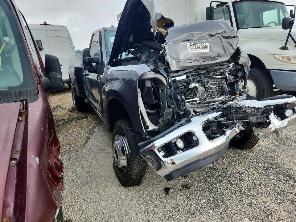 Photo 4 from auction – 2024 FORD F350 with VIN 1FTRF3DT4REE22087