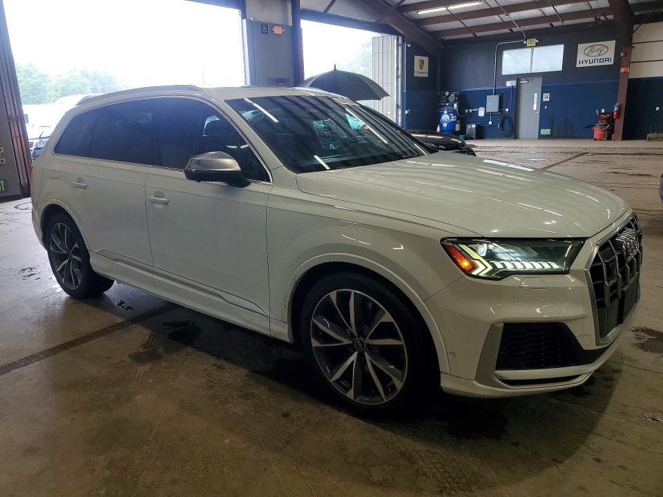 Zdjęcie 4 z aukcji – 2021 AUDI SQ7 z VIN WA1AWBF71MD025632