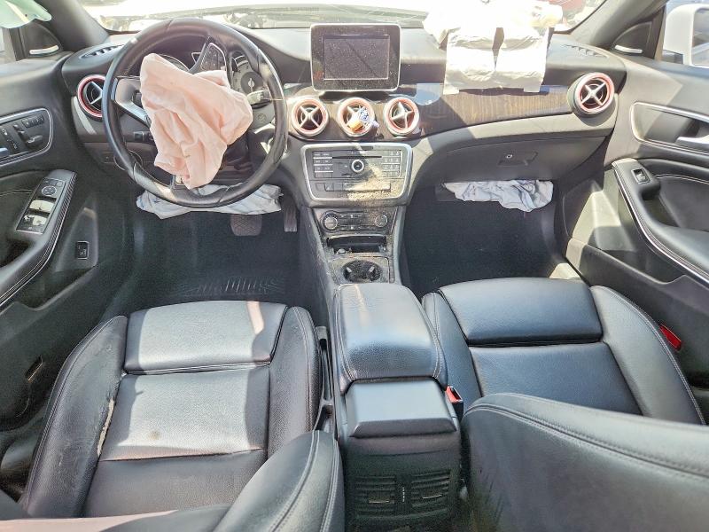 Photo 8 from auction – 2016 MERCEDES-BENZ CLA with VIN WDDSJ4GB8GN391714