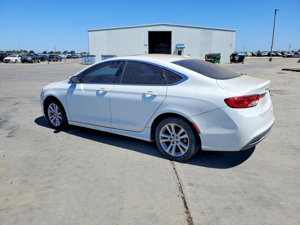 Photo 2 from auction – 2015 CHRYSLER 200 with VIN 1C3CCCAB5FN672531