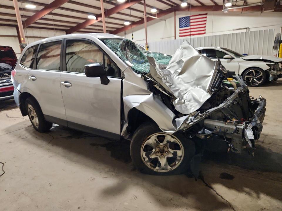 Снимка 4 от търг – 2014 SUBARU FORESTER с VIN JF2SJAAC8EH520588