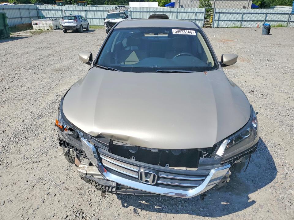 Photo 5 from auction – 2015 HONDA ACCORD with VIN 1HGCR2F35FA135124