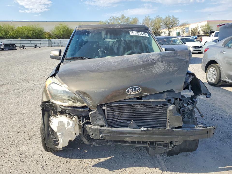 Photo 5 from auction – 2013 KIA SOUL with VIN KNDJT2A60D7528287