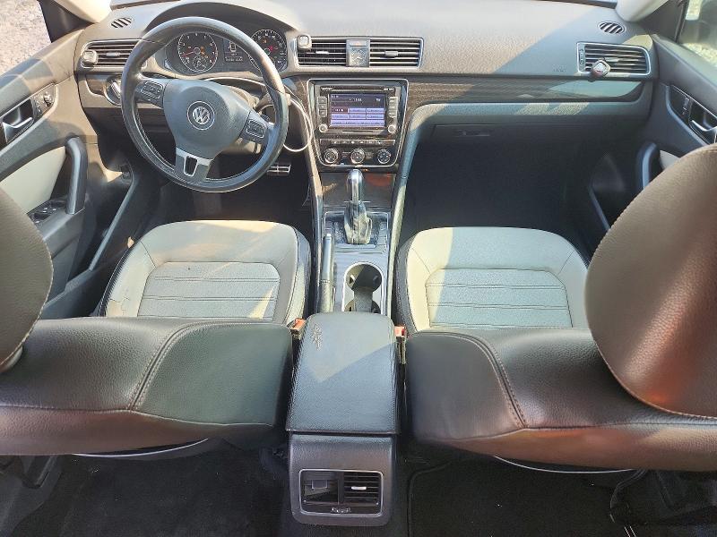 Photo 8 from auction – 2015 VOLKSWAGEN PASSAT with VIN 1VWBT7A37FC009509