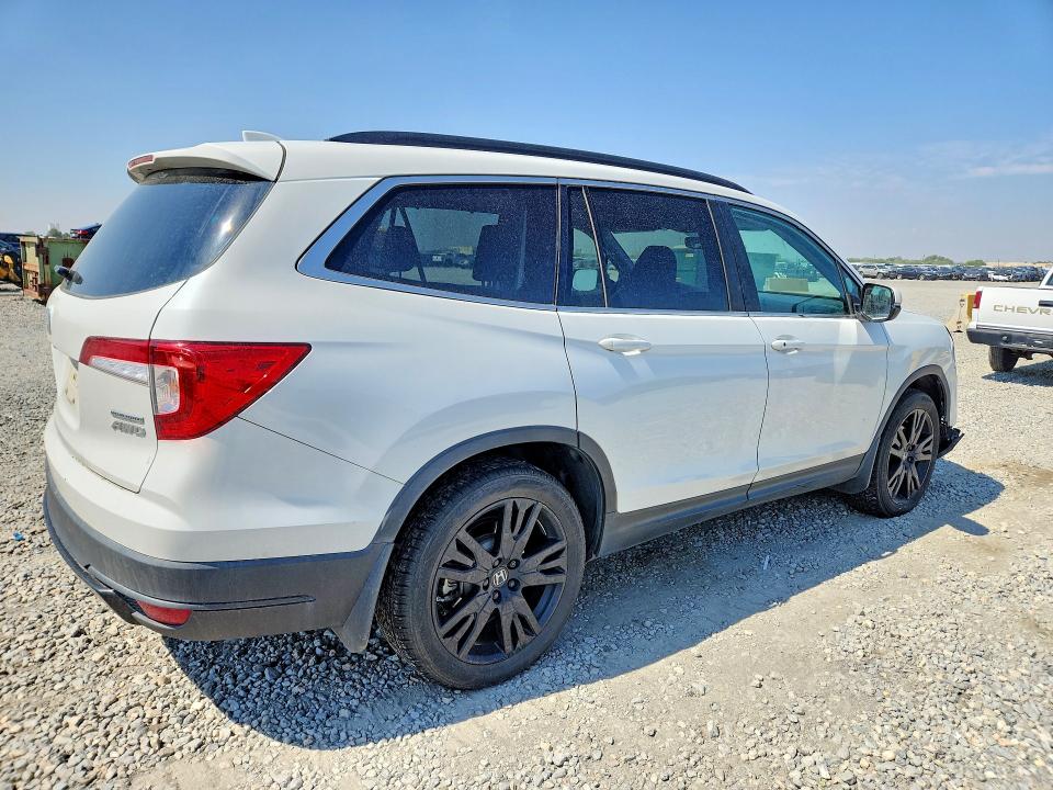 Photo 3 from auction – 2022 HONDA PILOT with VIN 5FNYF6H23NB027163