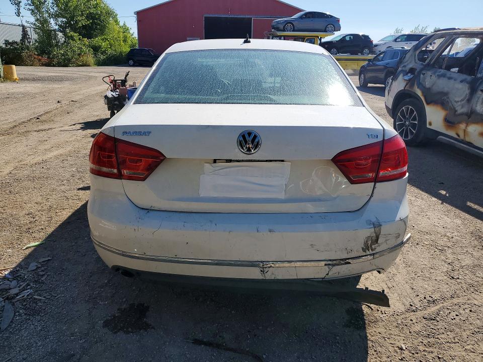 Photo 6 from auction – 2014 VOLKSWAGEN PASSAT with VIN 1VWAN7A39EC002081