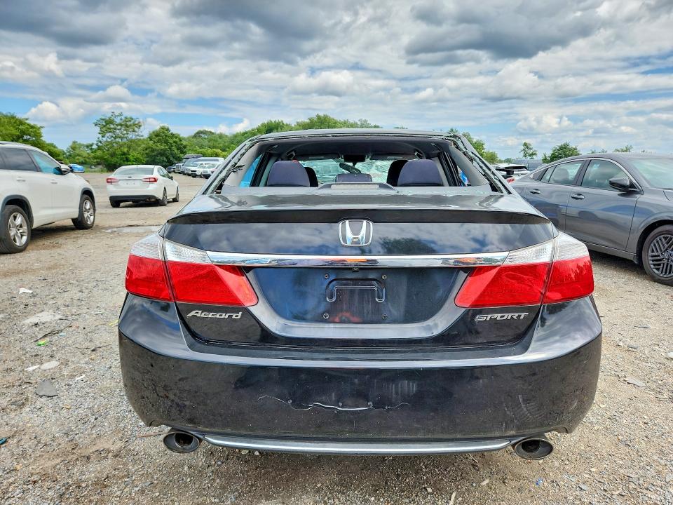 Photo 6 from auction – 2014 HONDA ACCORD with VIN 1HGCR2F54EA037797