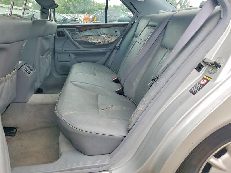 Photo 10 from auction – 2000 MERCEDES-BENZ E with VIN WDBJF65J9YB163851