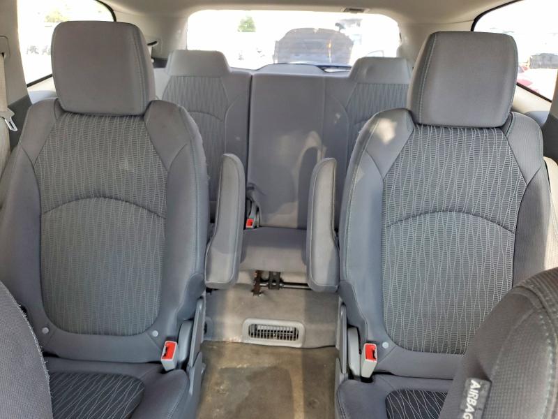 Photo 10 from auction – 2017 CHEVROLET TRAVERSE with VIN 1GNKVHKD4HJ109339