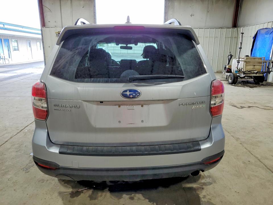 Photo 6 from auction – 2016 SUBARU FORESTER with VIN JF2SJARC6GH494256