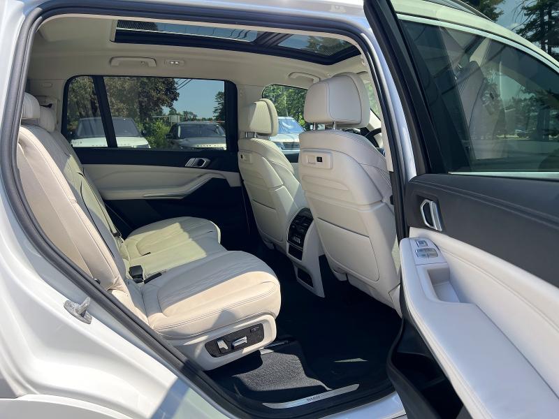 Zdjęcie 6 z aukcji – 2022 BMW X7 z VIN 5UXCW2C07N9N12908