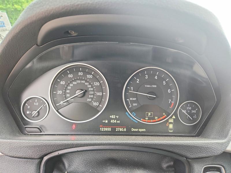 Photo 9 from auction – 2018 BMW 320 with VIN WBA8A9C58JAD26992