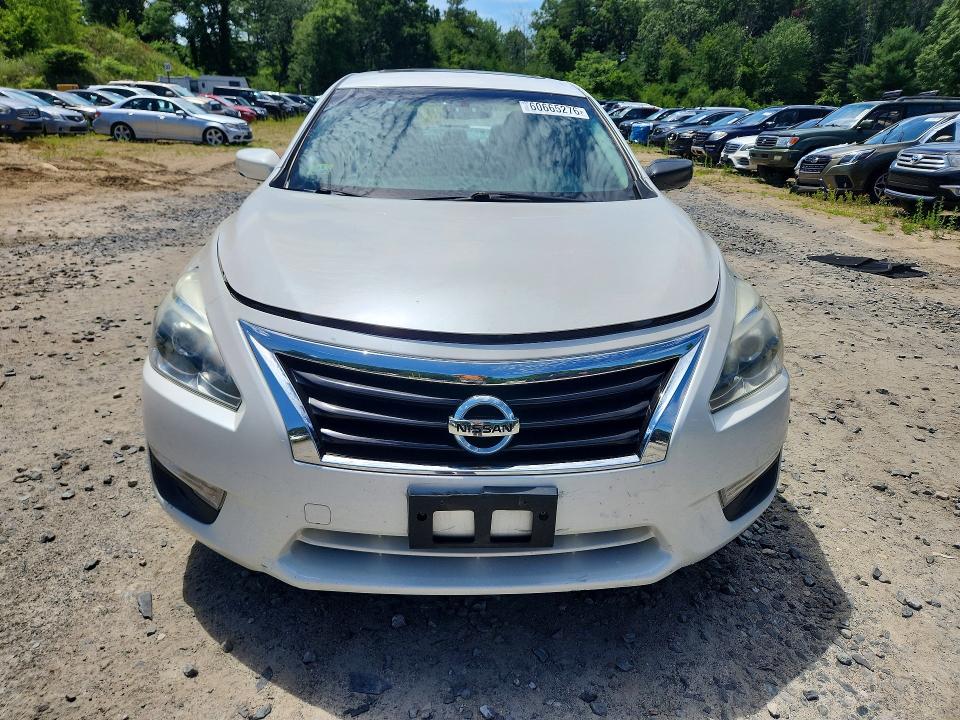 Foto 5 de la subasta – 2015 NISSAN ALTIMA con VIN 1N4AL3AP2FC126124