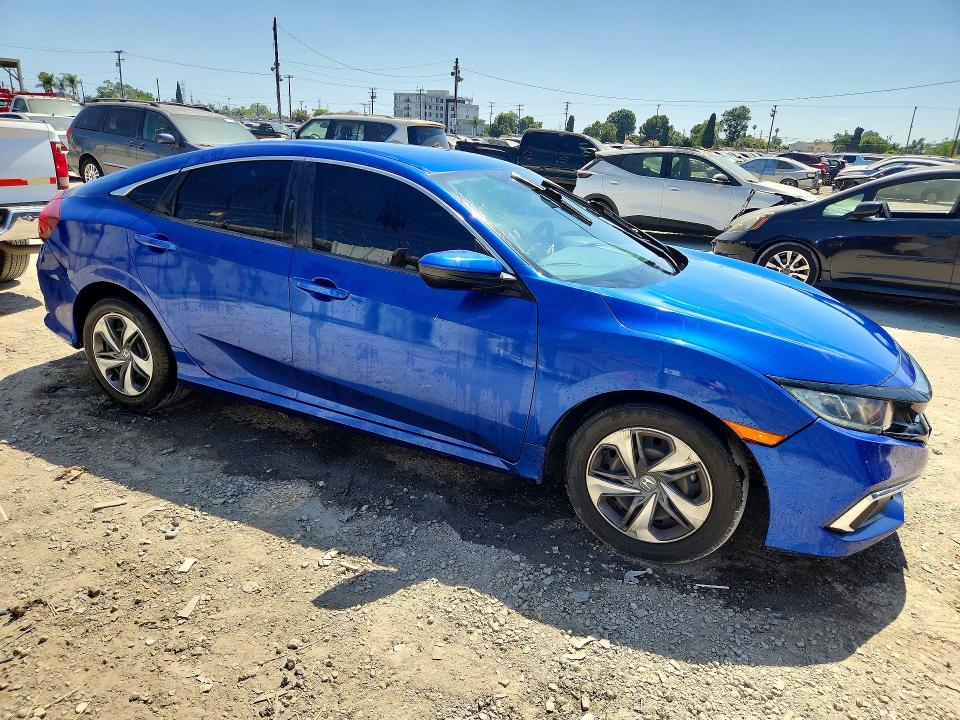 Photo 4 from auction – 2020 HONDA CIVIC with VIN 2HGFC2F64LH578600