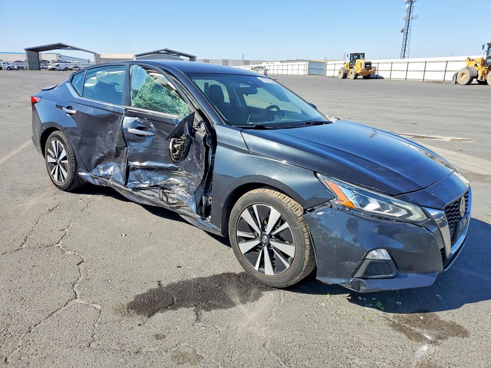 Photo 4 from auction – 2022 NISSAN ALTIMA with VIN 1N4BL4DVXNN400001