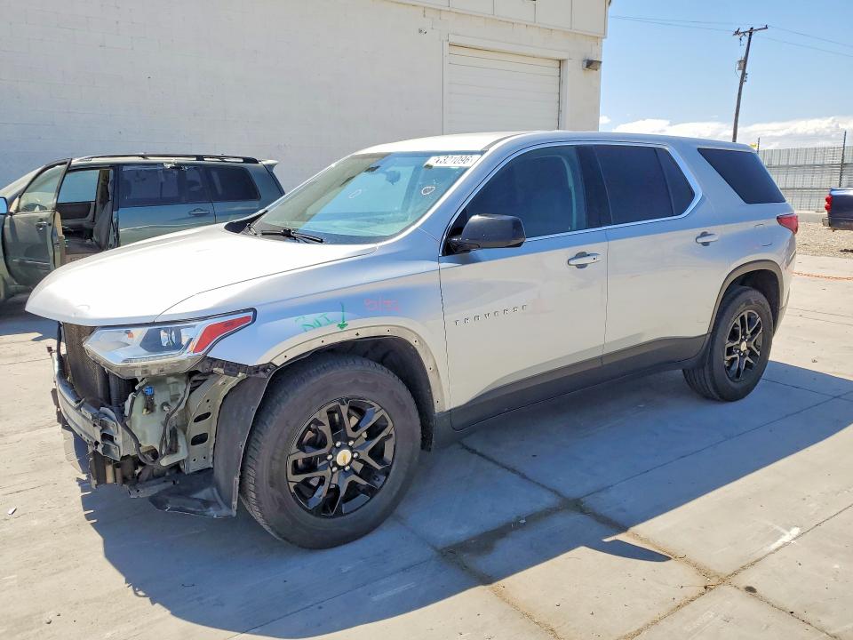 CHEVROLET TRAVERSE 2020 with VIN 1GNERFKWXLJ114514 - Photo from auction