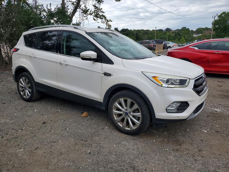 Photo 4 from auction – 2017 FORD ESCAPE with VIN 1FMCU9J95HUA74405