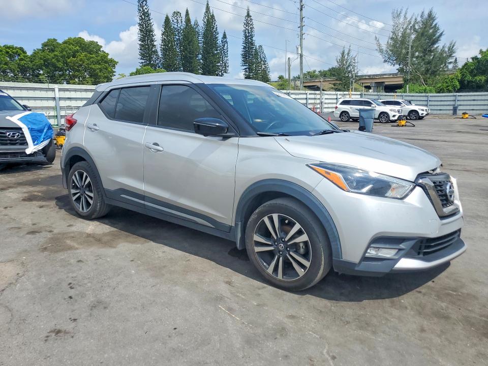 Photo 4 from auction – 2019 NISSAN KICKS with VIN 3N1CP5CU7KL527871
