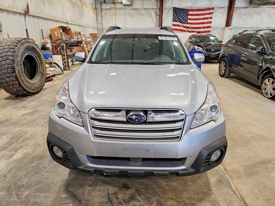 Photo 5 from auction – 2013 SUBARU OUTBACK with VIN 4S4BRBCC4D3222718