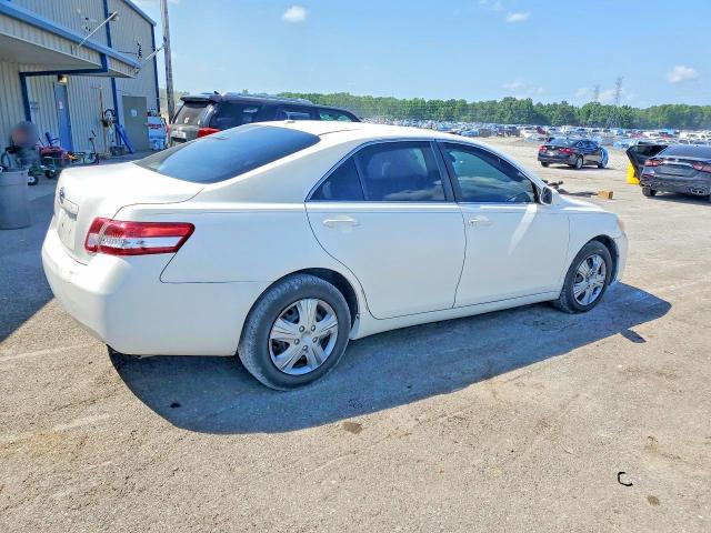 Photo 3 from auction – 2010 TOYOTA CAMRY with VIN 4T1BF3EK5AU560475