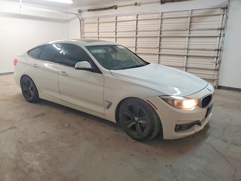 Photo 4 from auction – 2014 BMW 328 with VIN WBA3X5C53ED556202