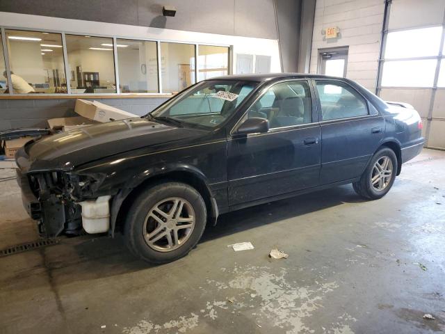 TOYOTA CAMRY LE 2000 with VIN 4T1BF22K0YU952143 - Photo from auction