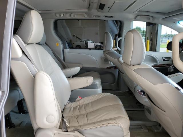 Photo 11 from auction – 2011 TOYOTA SIENNA XLE with VIN 5TDDK3DC8BS026234