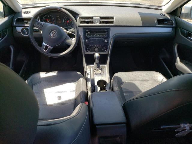 Photo 8 from auction – 2015 VOLKSWAGEN PASSAT S with VIN 1VWAT7A33FC076412