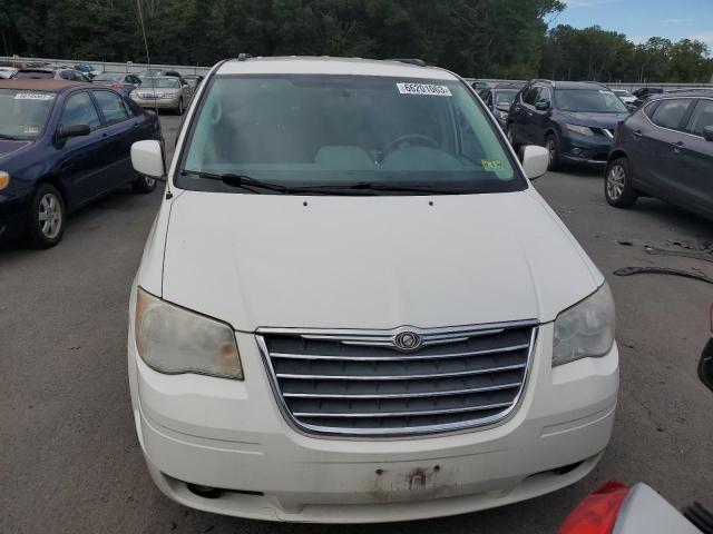 Photo 5 from auction – 2010 CHRYSLER TOWN & COU with VIN 2A4RR5D16AR373493