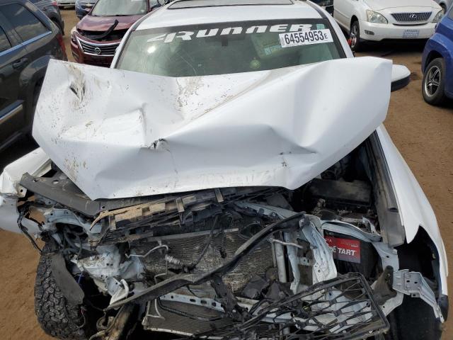 Photo 12 from auction – 2015 TOYOTA 4RUNNER SR with VIN JTEBU5JR7F5207130