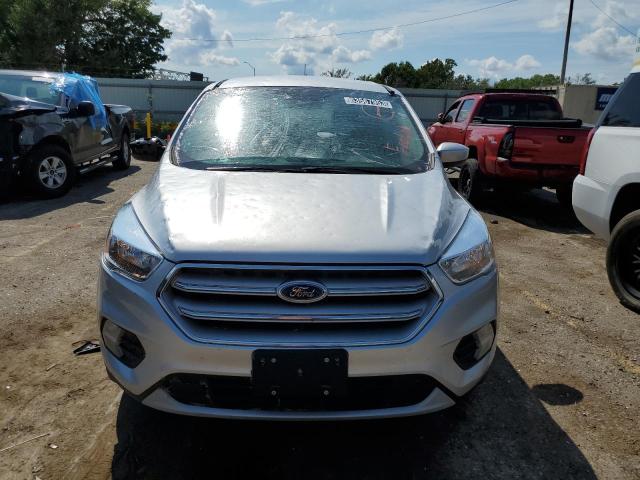 Photo 5 from auction – 2019 FORD ESCAPE SE with VIN 1FMCU9GD1KUC34315