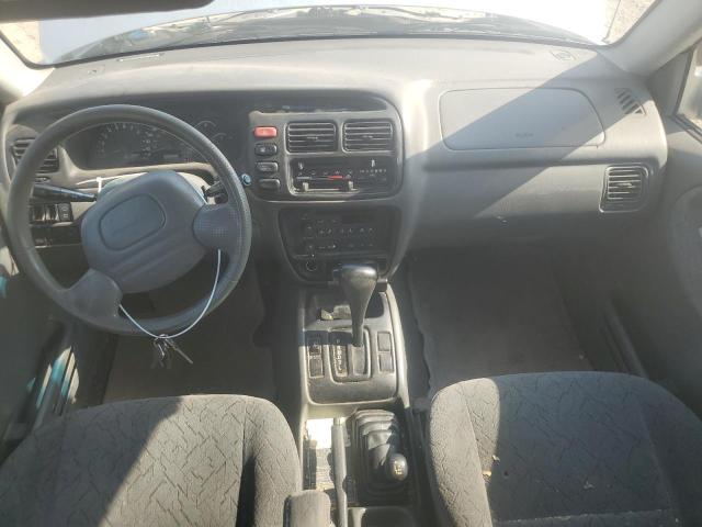 Photo 8 from auction – 2002 CHEVROLET TRACKER LT with VIN 2CNBJ634026942935