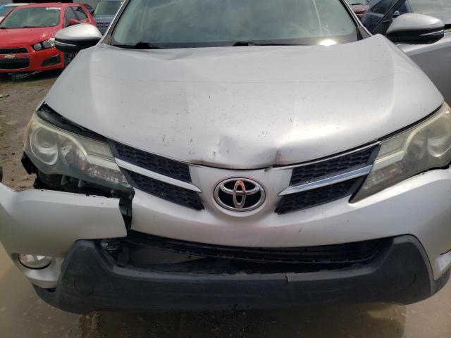 Photo 11 from auction – 2015 TOYOTA RAV4 XLE with VIN JTMWFREV0FJ057559