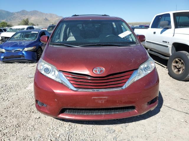 Photo 5 from auction – 2017 TOYOTA SIENNA LE with VIN 5TDKZ3DC9HS804424