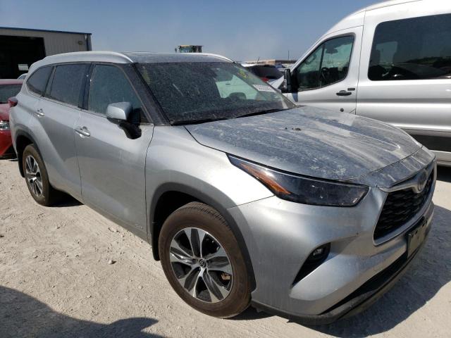 Photo 4 from auction – 2022 TOYOTA HIGHLANDER with VIN 5TDGBRCH7NS540514