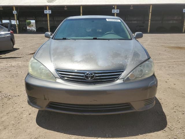 Photo 5 from auction – 2005 TOYOTA CAMRY LE with VIN 4T1BE30K75U947576