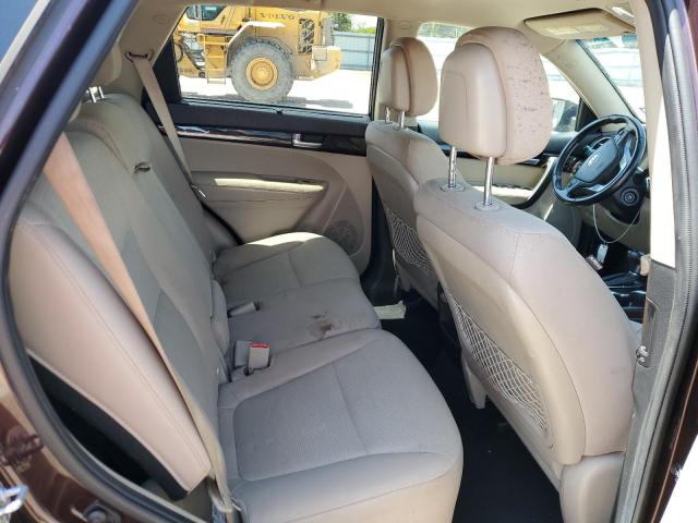 Photo 10 from auction – 2014 KIA SORENTO LX with VIN 5XYKT3A67EG498316