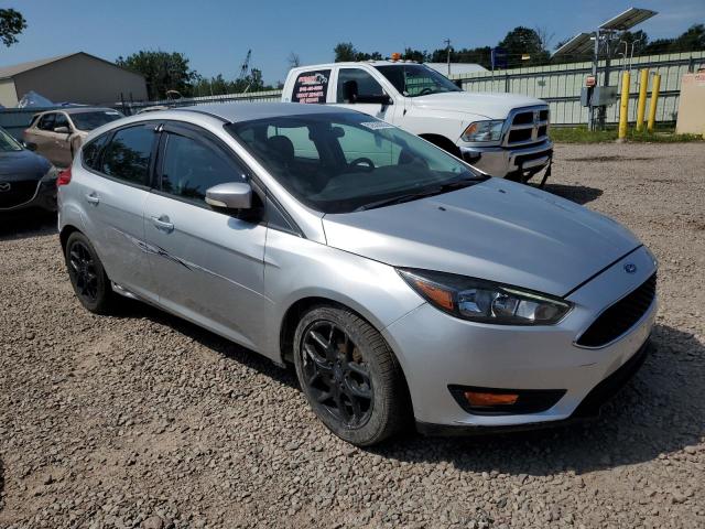 Photo 4 from auction – 2016 FORD FOCUS SE with VIN 1FADP3K28GL330352