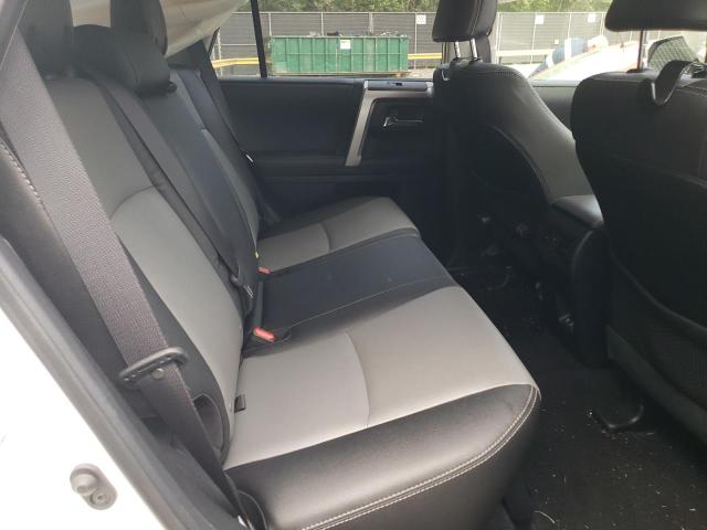 Photo 11 from auction – 2020 TOYOTA 4RUNNER SR with VIN JTEBU5JR7L5829920