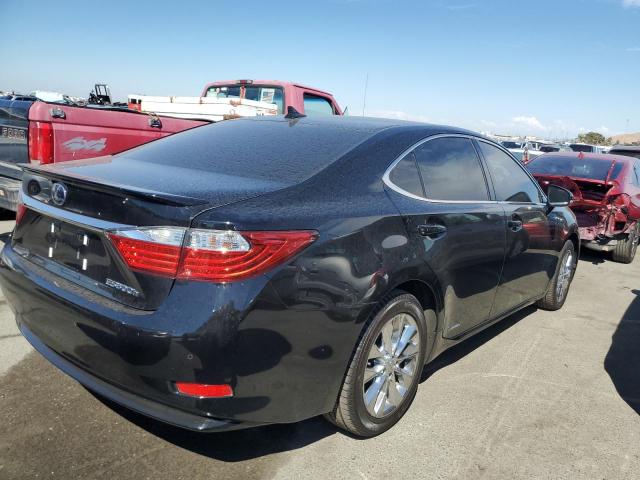 Снимка 3 от търг – 2013 LEXUS ES 300H с VIN JTHBW1GG4D2025959