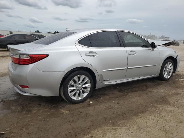 Photo 3 from auction – 2014 LEXUS ES 300H with VIN JTHBW1GG8E2043740