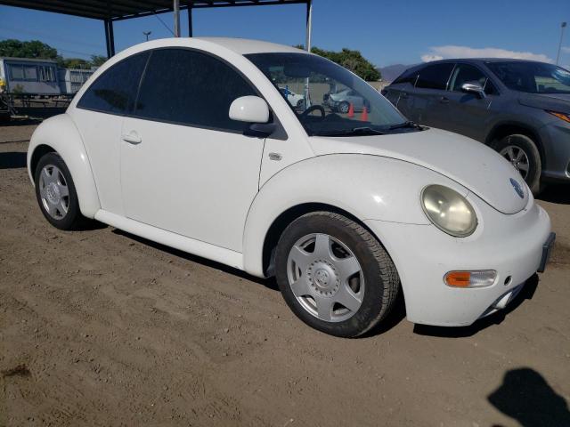 Photo 4 from auction – 2000 VOLKSWAGEN NEW BEETLE with VIN 3VWCC21C1YM406514