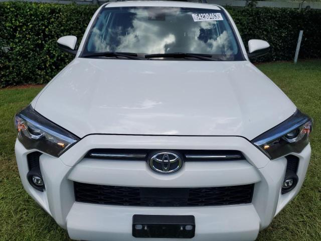 Photo 5 from auction – 2022 TOYOTA 4RUNNER SR with VIN JTEMU5JR5N6024665