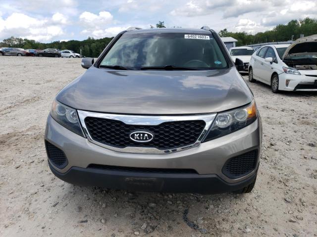 Photo 5 from auction – 2013 KIA SORENTO LX with VIN 5XYKTDA29DG390040
