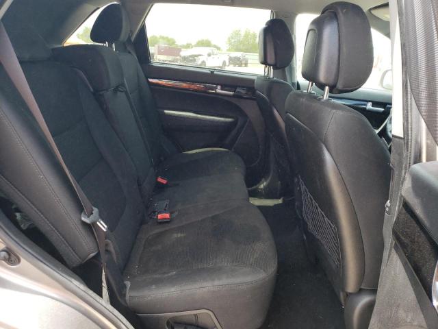 Photo 10 from auction – 2015 KIA SORENTO LX with VIN 5XYKT4A62FG607997