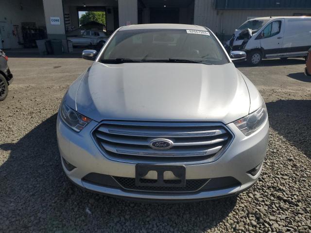 Photo 5 from auction – 2016 FORD TAURUS LIM with VIN 1FAHP2F86GG108783